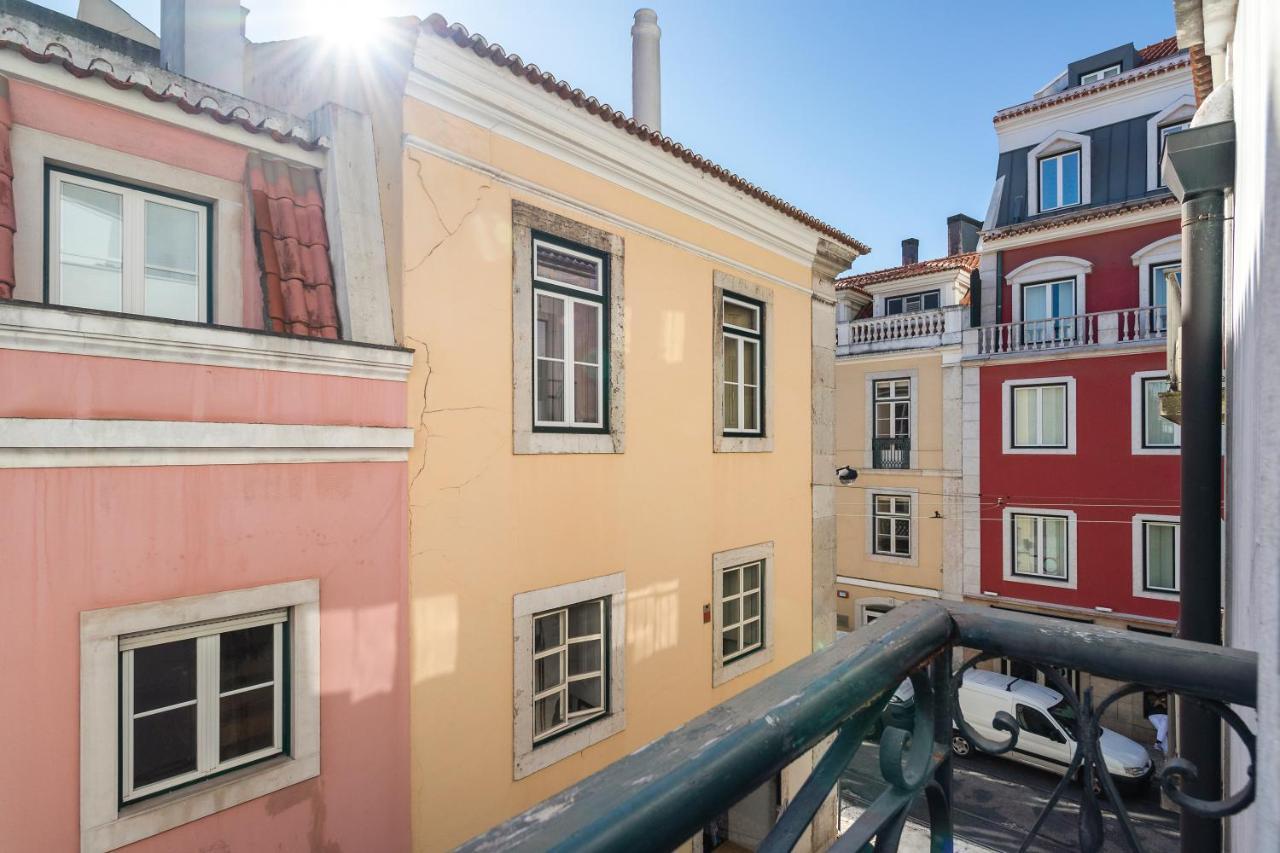 Апартаменты Perfect 1 Bed In Chiado With Aircon Лиссабон Экстерьер фото